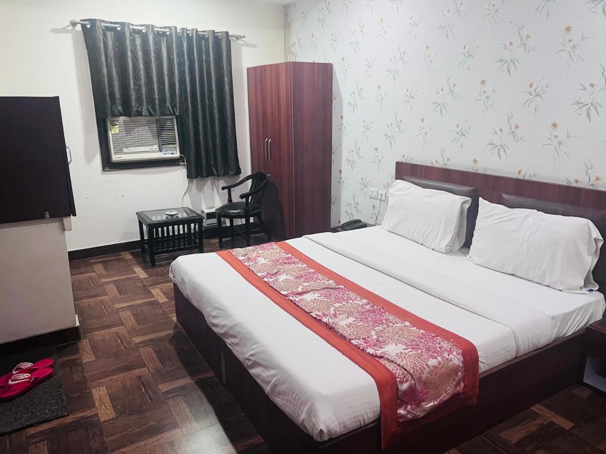 Hotel Cozy Cave Delhi Aiport New Delhi Exterior photo
