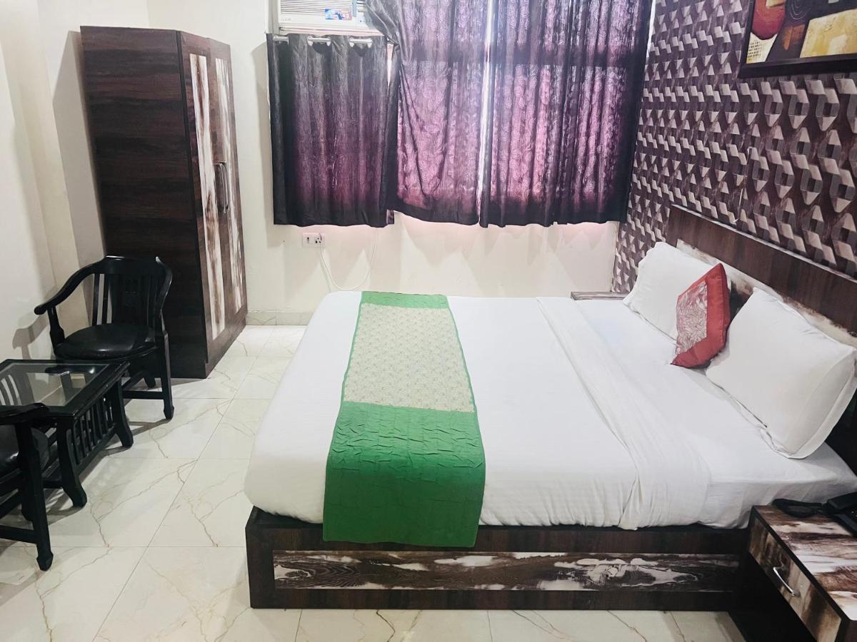 Hotel Cozy Cave Delhi Aiport New Delhi Exterior photo